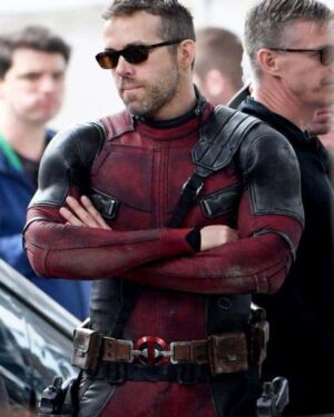 Deadpool 2 Costume Ryan Reynolds jacket